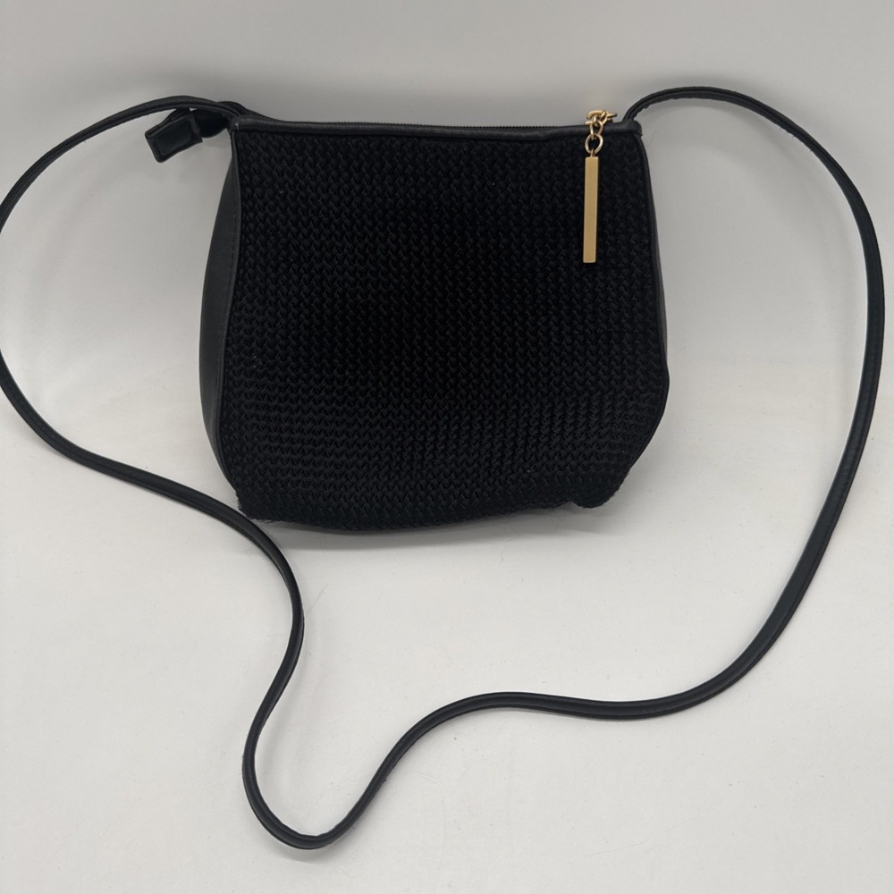 Mondani New York Black Braided Nylon Crossbody Shoulder Bag Purse EUC